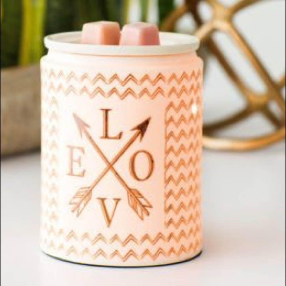Scentsy Love Swept Warmer